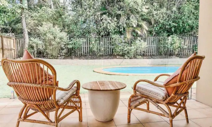 Noosaville House | Bright and Beautiful Summer House with Pool