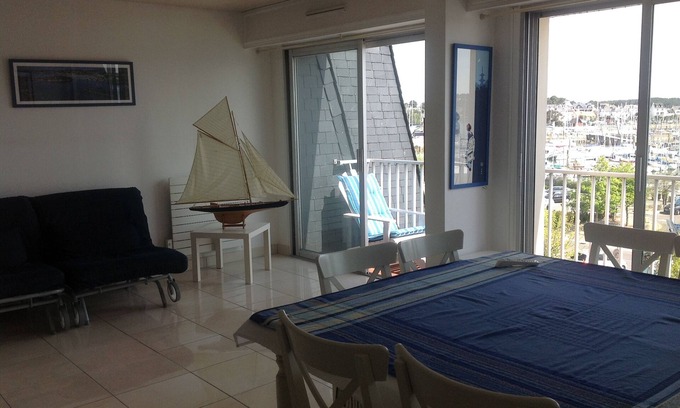 La Trinite-sur-Mer Apartment | Bright and modern apartment in the heart of La Trinité sur mer