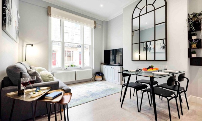 Westbourne Green Apartment | Bright and Modern Bayswater Apartment