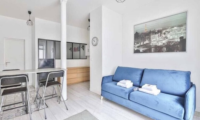 Gare Apartment | Bright apartment - 1BR/4P - Gare