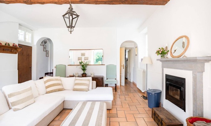 Villa Guardia Apartment | Bright APT surrounded by greenery with parking!