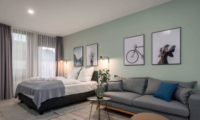 Lippstadt Apartment | ☆BRIGHT: City Center for 4 | Kitchen | RoofTerrace