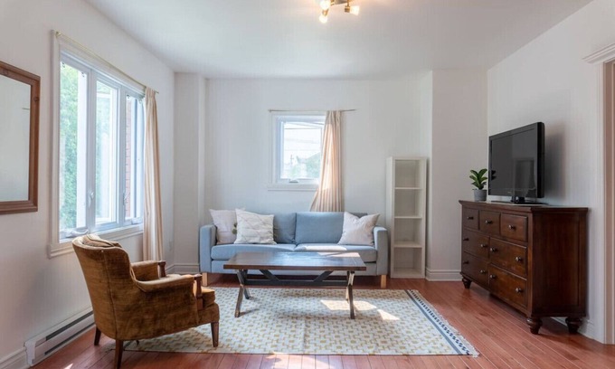Gatineau Condo | Bright + clean 2-bedroom home in Gatineau, QC