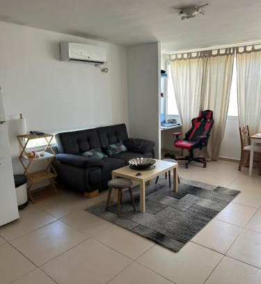 Beersheba Apartment | Bright & Cozy 1BR Apt with AC & Workspace