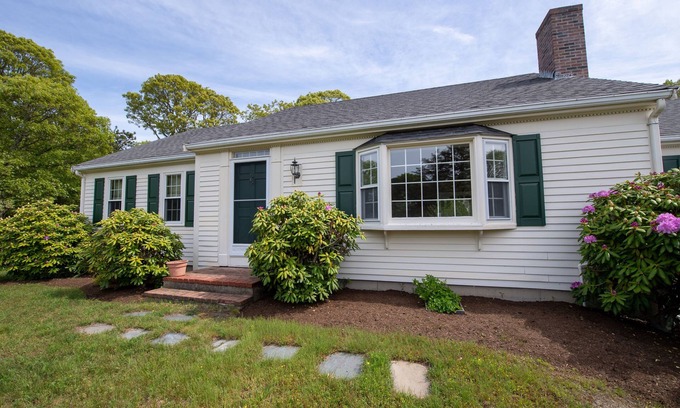 Harwich Port House | Bright & Cozy Harwich Getaway near Beach & Trails