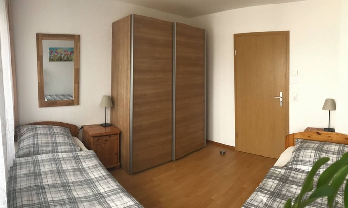 Ellwangen Apartment | Bright FeWO f. Families, tourists, craftsmen, fitters