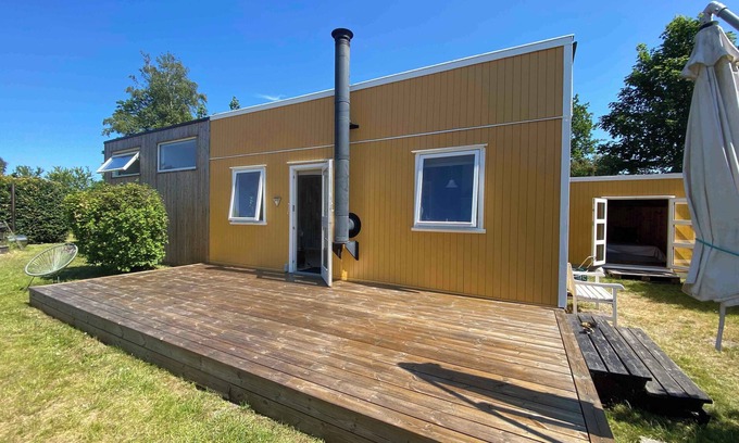 Yderby House | Bright holiday home close to the sea