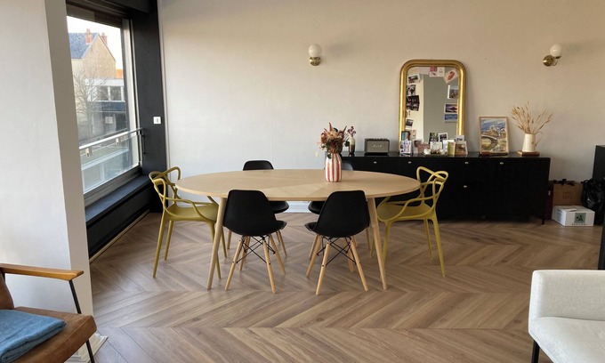 Dijon Apartment | Bright, quiet apartment just a stone's throw from Dijon town center.