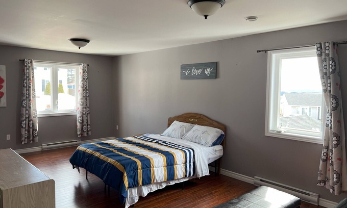 Mount Pearl Apartment | Bright & Spacious apartment