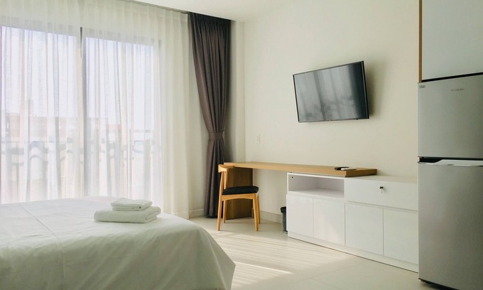 Thu Dau Mot Apartment | Bright Studio at Central of Thu Dau Mot