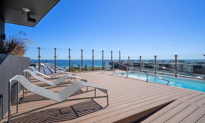 North Fremantle Apartment | Bright Studio in Trendy North Fremantle