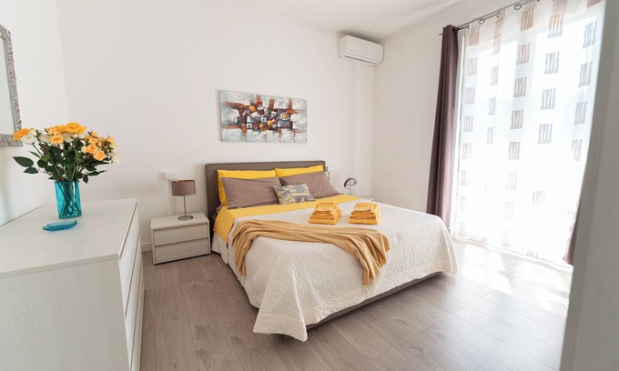 Colombare Apartment | Bright two-room apartment with private terrace and garden