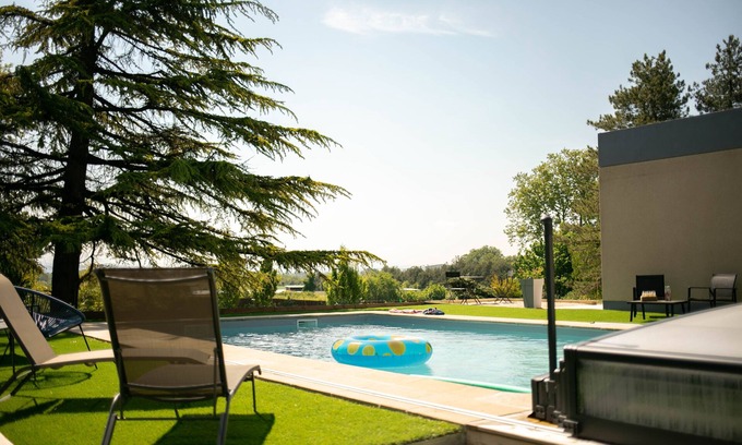 Charmes-sur-Rhone Villa | Bright villa, jacuzzi, private pool, 20,000m2 grounds, Vercors view