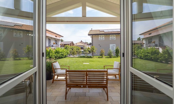 Cressa Ski Chalet | Bright White Villa with Private Garden near Bogogno golf club