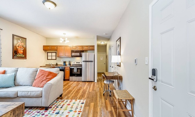 Cheyenne Apartment | Brilliant Holliday Park 2-Bedroom