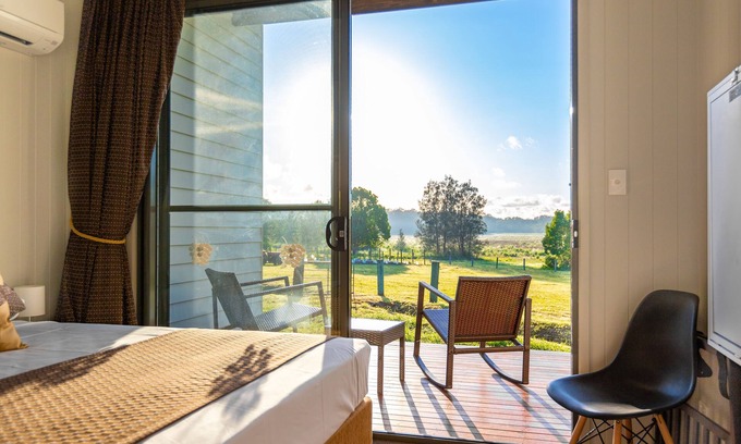 Kurwongbah Bed & Breakfast | Brisbane North B&B and Winery