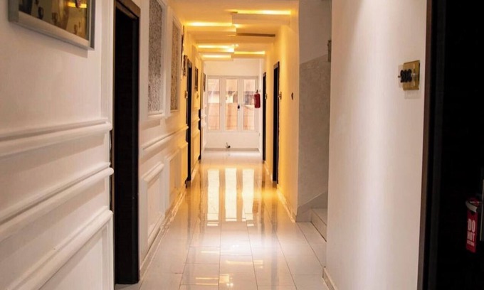 Orozo Hotel | Brix Royale Suites