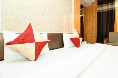 Sanjauli Hotel | Broadway Grand (The HM Hotels and Resorts)