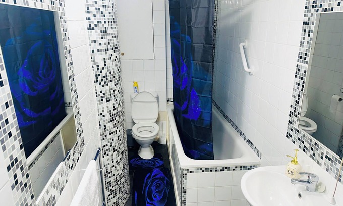 Downham Apartment | Bromley Bliss Apartment Getaway