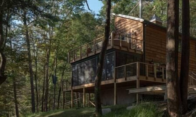 Pond Eddy House | Brookmill Cabin