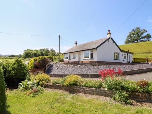 Corwen House | Bryn Bras