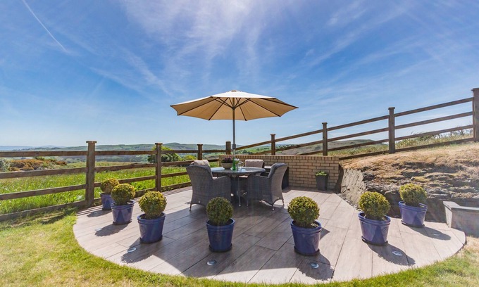 Abergele House | Bryn Tirion Cottage - One Bedroom House, Sleeps 2