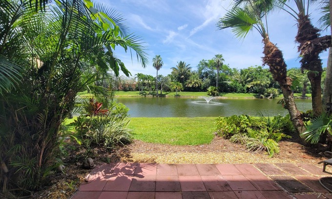 Fort Pierce Condo | BT 3913 Pond View Condo - Welcome to Paradise