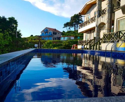Byeonsan House | Buan Badatgaeui Chuoek Pension