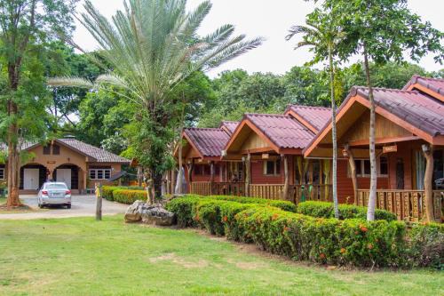 Kaeng Sian Resort | Buasawan Resort & Restaurant