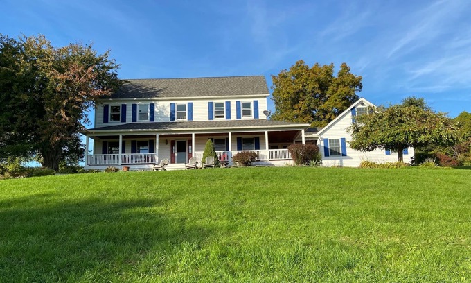 Hollowville House | Bucolic Sanctuary within 20 mins to Hudson NY or Great Barrington MA