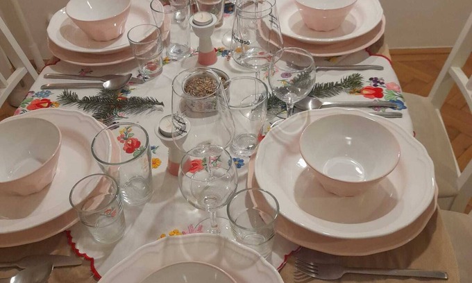 Ujlipotvaros Apartment | BUDAPEST DOWNTOWN HOME RESTAURANT and GUIDED PRIVATE BUDAPEST and VILLAGE TOURS