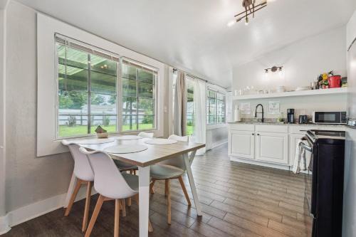 Midwest City House | Budget 2br Near Tinker Afb Private Yard #l2
