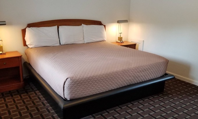 Breezewood Hotel | Budget Inn Breezewood