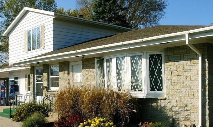 Long Prairie Hotel | Budget Inn Long Praire