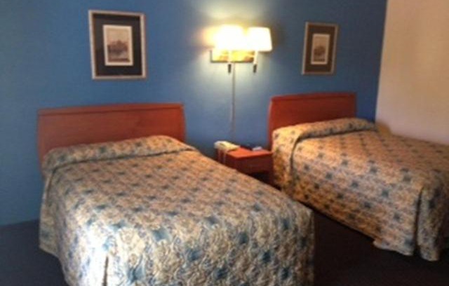Madison Hotel | Budget Inn - Madison