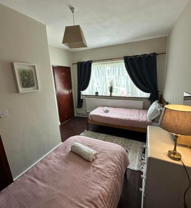 Foxford Hostel | Budget room