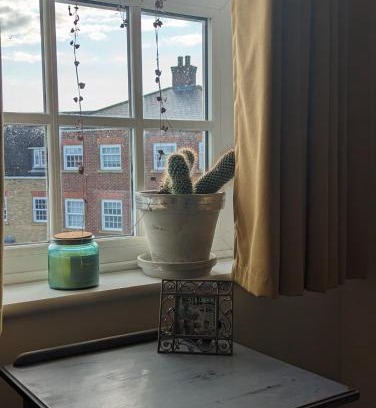Biddenham Bed & Breakfast | Budget single room close to Bedford