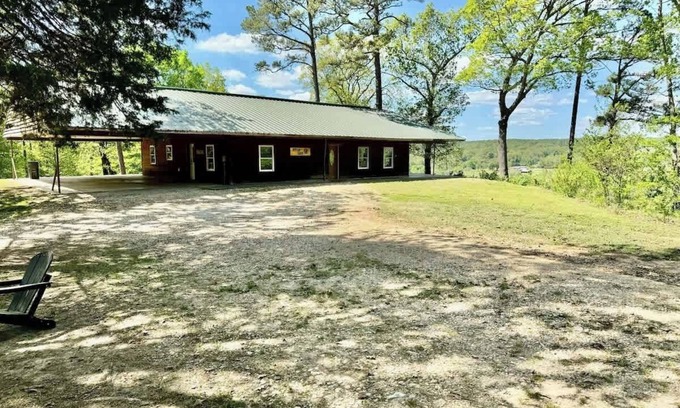 Tahlequah Cabin | Buffalo Cabin Gorgeous Illinois River view
