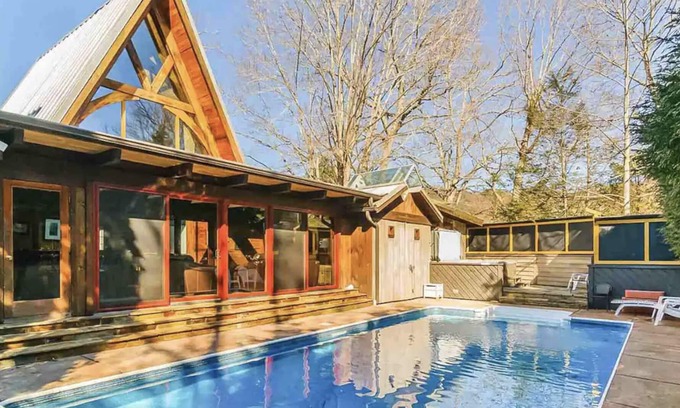 Cheshire House | Bullhead Mountain Lodge | Luxurious Black Mountain Home with Pool, Game room, and More!