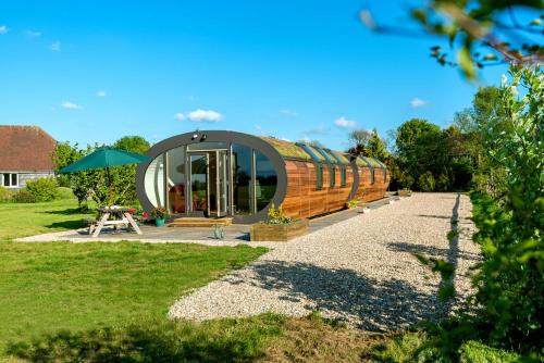 Etchinghill House | Bumble Barn