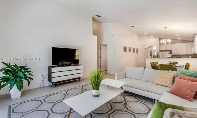 Watersong House | Bungalow at Watersong & pool #610