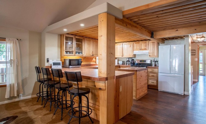 Stevensville House | Bungalow near downtown Stevensville offers both rustic charm and small town vibes.