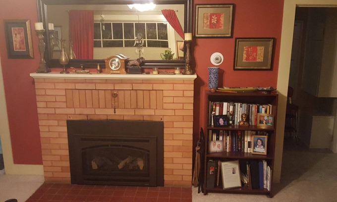 Hillsboro House | Bungalow near downtown!