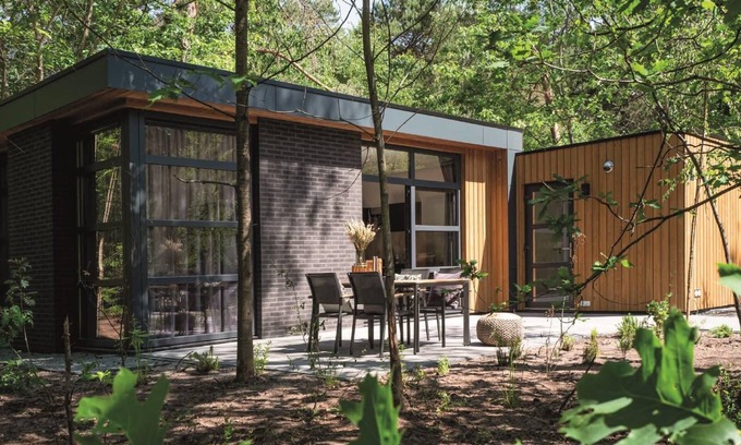 Beekbergen-Zuid House | Bungalow with 2 bedrooms and a terrace
