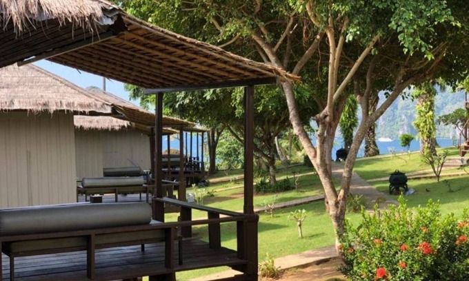 Ko Phi Phi Resort | Bungalow with Garden View