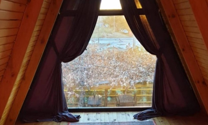 Cinarcik Apartment | Bungalow with Shared Garden near Beach in Cinarcik