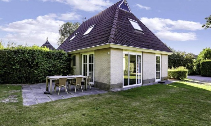 Eernewoude House | Bungalowpark It Wiid by Interhome