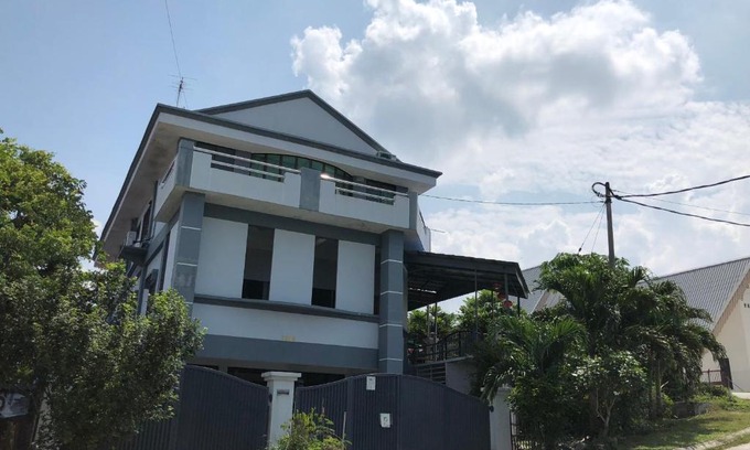 Guntong House | Buntong Homestay -Rooms Only