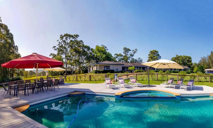 Lovedale House | Burncroft Guesthouse