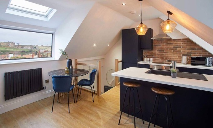 Whitby Apartment | Burns Yard Apartment
